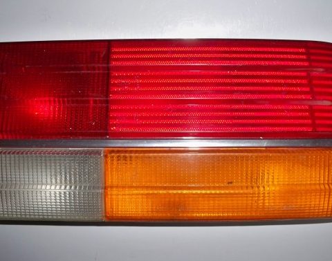 Feu arrière droit SEIMA 20980 avec platine