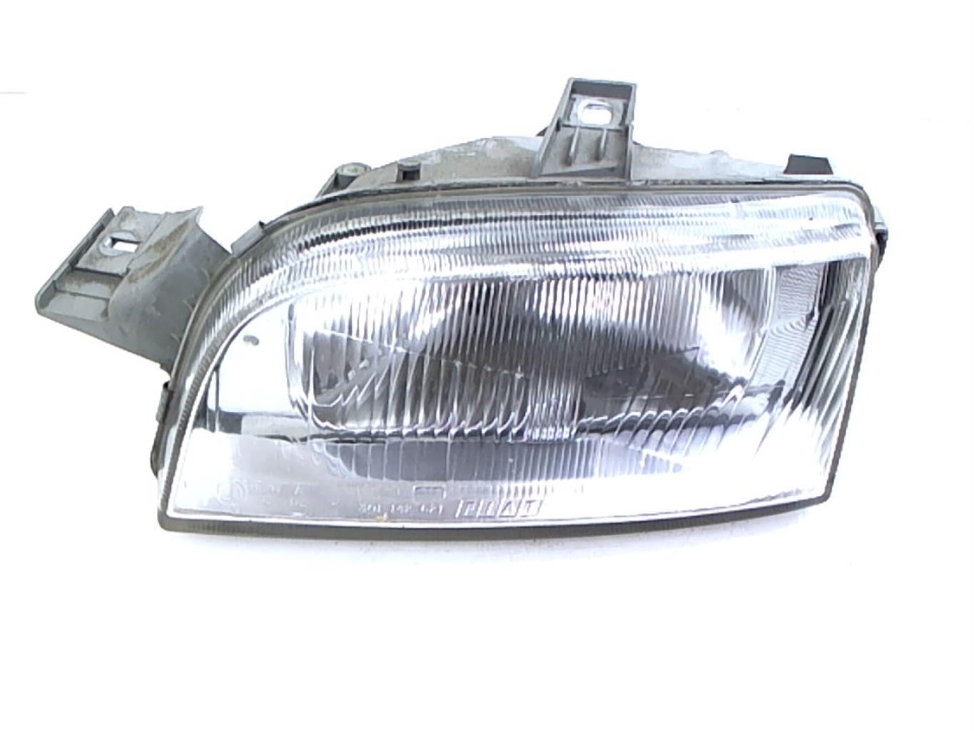 Optique avant principal gauche Carello 46481414