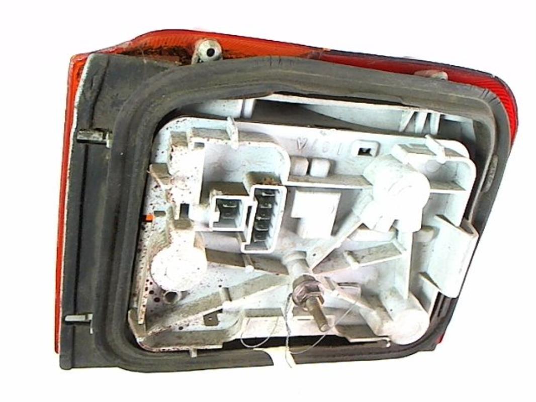 Feu arrière droit avec platine 634983 – Image 2