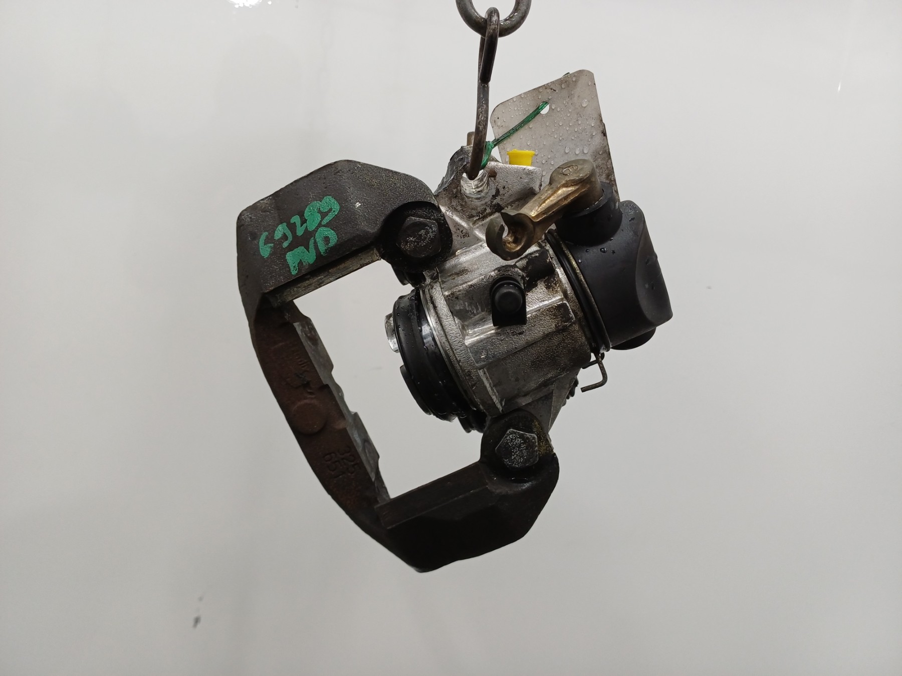 Etrier de freins generique 441009