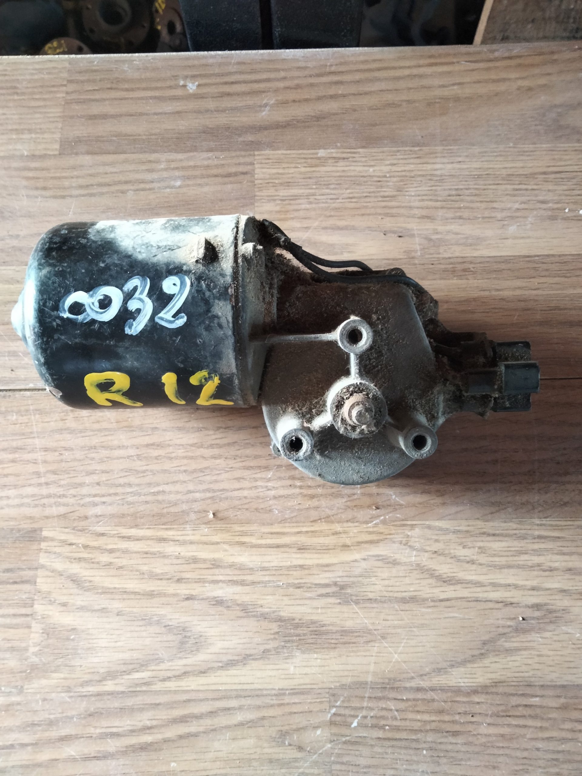Moteur essuie-glace Valeo 7701019208