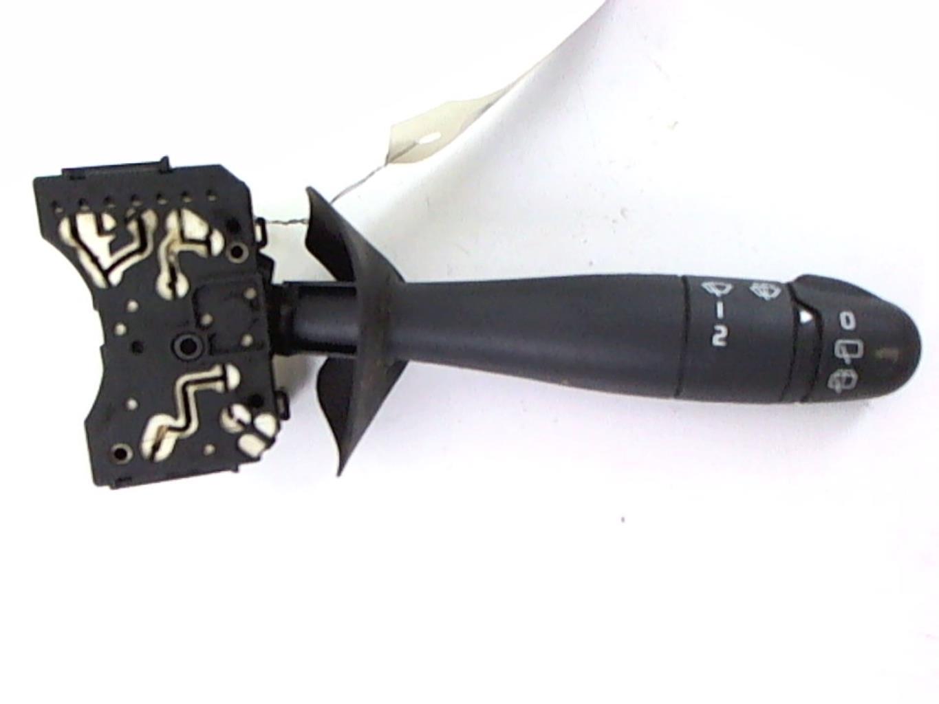 Commodo essuie glace Renault Clio II Renault Clio II Camionnette d'occasion – renault 7701045282