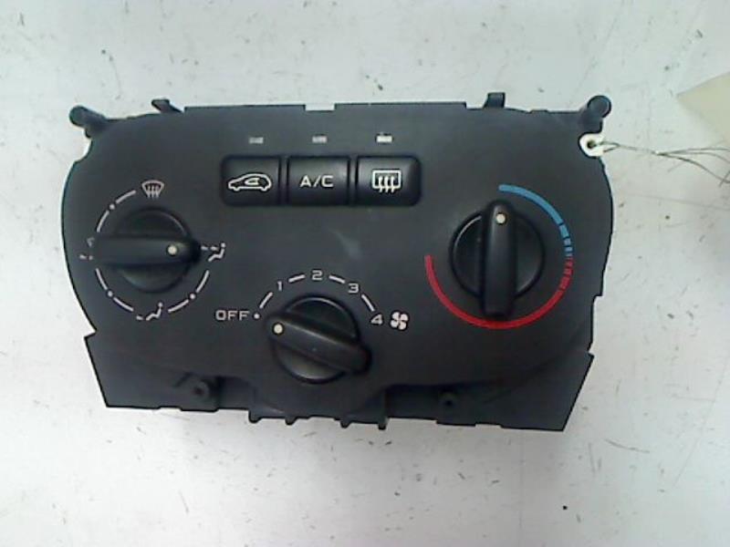 Commande de chauffage / climatisation Peugeot 307 Berline Peugeot 307 d'occasion – Magnetti marelli 6452J6