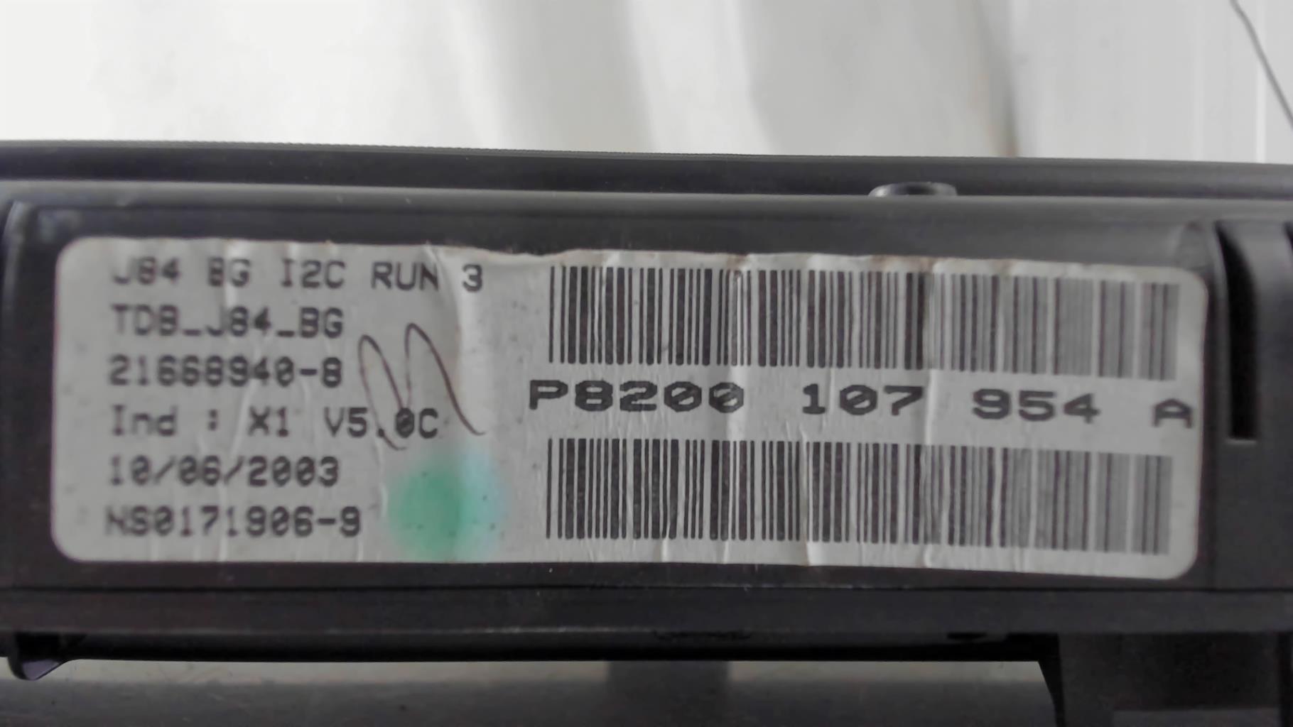 Compteur Renault Scénic II Renault Grand Scénic II d'occasion – Johnson Controls 8200107954 – Image 2
