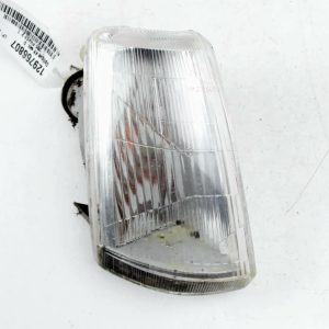Clignotant droit avec platine Peugeot 205 II d'occasion – tyc 18-1966