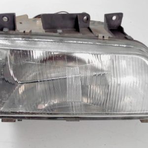 Phare Droit Peugeot 405 I Berline Peugeot 405 I Break Peugeot 405 I Camionnette / Break et autres d'occasion – Valeo 061612