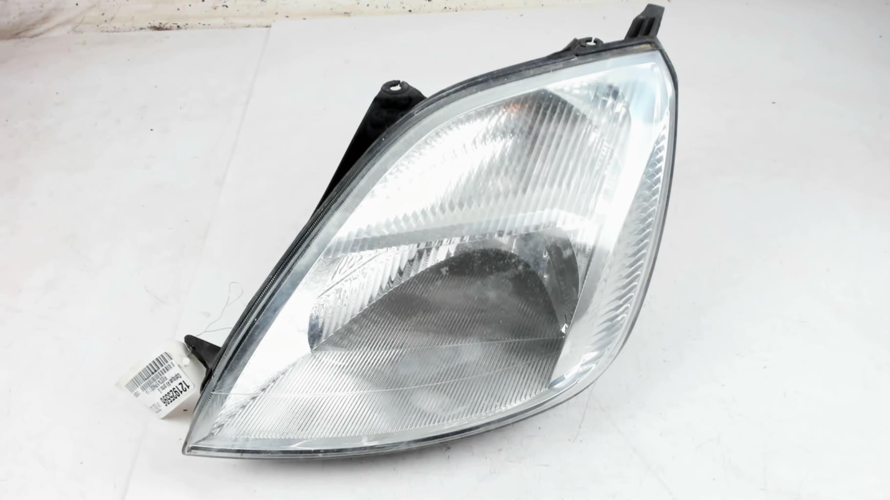 Phare g d ford fiesta mk5 ford fiesta mk5 st150 ford fiesta mk5 camionnette doccasion ford 2s6x13w030ce